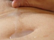 Big Cumshot fills up my Bellybutton 💦💦 9/16