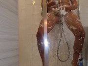 MATRIGNA ITALIANA TROVA IL FIGLIASTRO A PISCIARE E SEGARSI IN DOCCIA | DIALOGO ITALIANO - AMATORIALE 8/16