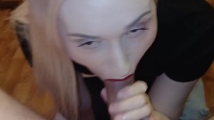 Shemale deepthroating and getting fucked