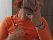 HOT FRIEND RECORDS HERSELF IN THE BATHROOM OF HER HOUSE SHOWING HER TITS 14/16