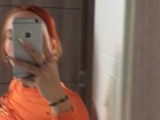 HOT FRIEND RECORDS HERSELF IN THE BATHROOM OF HER HOUSE SHOWING HER TITS 15/16