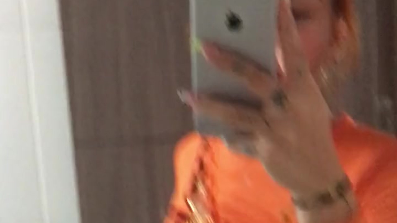 HOT FRIEND RECORDS HERSELF IN THE BATHROOM OF HER HOUSE SHOWING HER TITS - Free Sex Video - RedTube