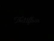 Unos sentones ricos sobre mi polla 1/16