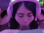 Encontrado en el CELULAR de mi AMIGO, ¡¡ Su HERMANASTRA le chupa la VERGA !! - Parte 3 9/16