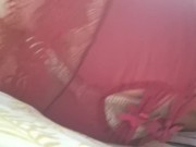 Amanecí muy perra para masturbarme en lencería roja 6/16