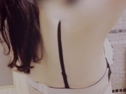 40代素人妻 清楚 色白ムチムチ 今日も暑いね 急いで来たから汗かいちゃった\ もう脱いじゃうね 早くお風呂入ろ ソファーで弄られてピクピクしちゃった 即尺して綺麗にしてあげる Mature Wife 2/16