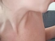 100% Vrai Couple - Femme aux tétons percés suce goulument 8/16