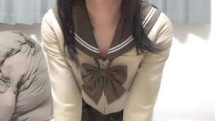 【男の娘】人通りのある夜のベランダで隠れてセーラー服オナニー | Crossdresser