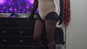 BODYSUIT AND PANTYHOSE