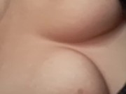 Mostrando mis senos en cámara 8/16