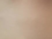 Masturbándome con el vibrador en la noche 11/16