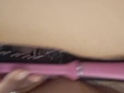 Masturbándome con el vibrador en la noche 15/16