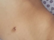 Masturbándome con el vibrador en la noche 16/16