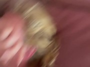 Il me réveil avec ça queue!je finit par l’embrasser 16/16