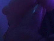 Sacándome la leche con una muñeca 16/16