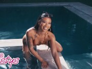 TWISTYS - Gorgeous Ameena Green Poses And Shows Off Her Body Before Playing With Her Wet Pussy 4/16