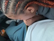 Riesgo en público dentro de un coche - pareja 16/16