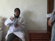 Un mari algérien rend visite à une femme médecin à Marseille 16/16