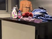 Faxineira safada me mamou na lavanderia 2/16