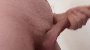 i did a huge cumshot while masturbating