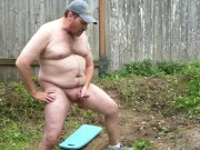 Doing some yard work and stripped naked outside and jerked off! 16/16
