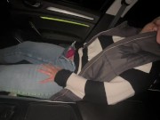 Selbstbefriedigung im Auto klitoris reiben geil satisfyer Orgasmus stöhnen feucht 13/16