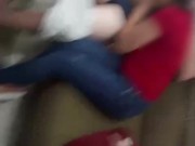 Chamou o amigo pra comer sua namorada 3/16