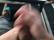 仕事前にデカくて、厚い包茎チンポをしこりたくなったの。気持ち良かったよ。 13/16