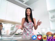 Sexy Stepsis Simon Kitty Gives Stepbro Her Creamy Muffin While Live-Streaming - S26:E8 2/16