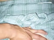 JUGANDO CON LA VAGINA RICA Y APRETADA DE COLEGIALA TRAVIESA! 8/16