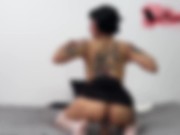 Hermosa chica de los años 80 cabalgando su enorme consolador 16/16