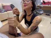 Le chupo la enorme verga a mi nuevo jefe despues de terminar la entrevista de trabajo 1/16