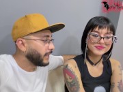 Le chupo la enorme verga a mi nuevo jefe despues de terminar la entrevista de trabajo 3/16