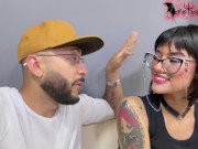 Le chupo la enorme verga a mi nuevo jefe despues de terminar la entrevista de trabajo 6/16