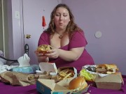 Klairvayzer Indulges in Fast-Food Face Stuffing 10/16