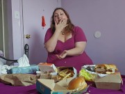 Klairvayzer Indulges in Fast-Food Face Stuffing 11/16