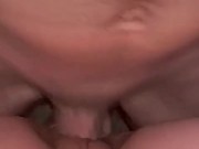 Je la baise sauvagement et finit sur sa chatte mouillé 9/16