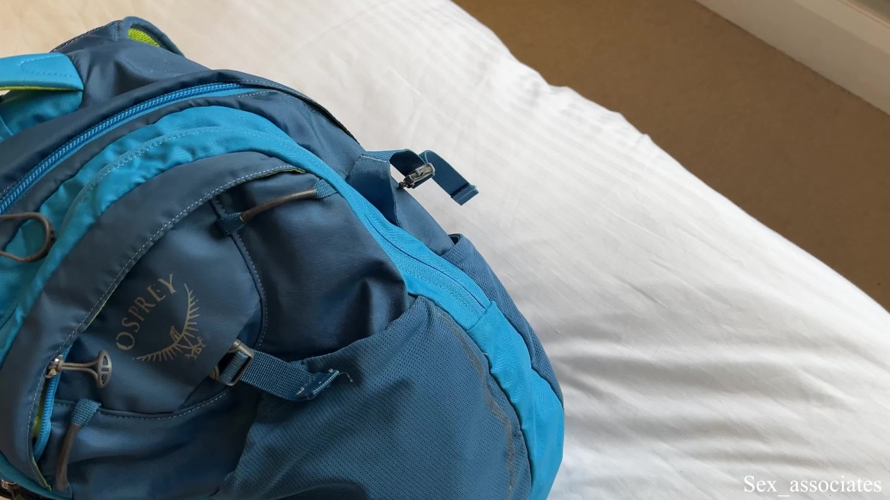 Sharing a bed with a coworker ended up with an unexpected fuck