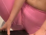 Girl squirts through yoga pants while humping gamer desk 16/16