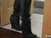 MILF Ruby Has Fun With Herself In The Shower 7/16