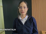 Colegiala hace un trato con su padrastro 4/16