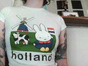 no bra wearing a tight shirt 15/16