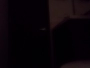 me gusta que me vean orinando siempre dejo la puerta abierta en la universidad 1/16