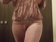 Ups  espero no reconozcan mi coño mis amigos de la universidad 1/16