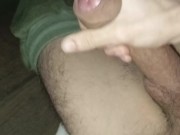 Gozando rápido para não ser pego... 1/16