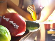 jeu avec une courgette 7/16