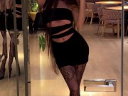 What do u think about my dress?