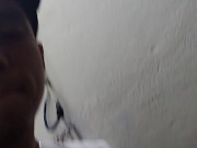 EYACULANDO EN EL BAÑO 💦 4/16