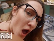 MOFOS - Everly Haze Makes Dinner While Waiting For Her Sister To Arrive & Decides To Fuck Her BF 8/16