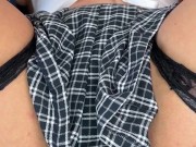 Школьница трет киску и ждет учителя после занятий 3/16